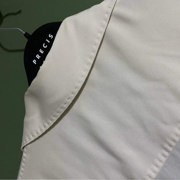 Elie Tahari Cream Silk Blouse - Picture 3 of 4